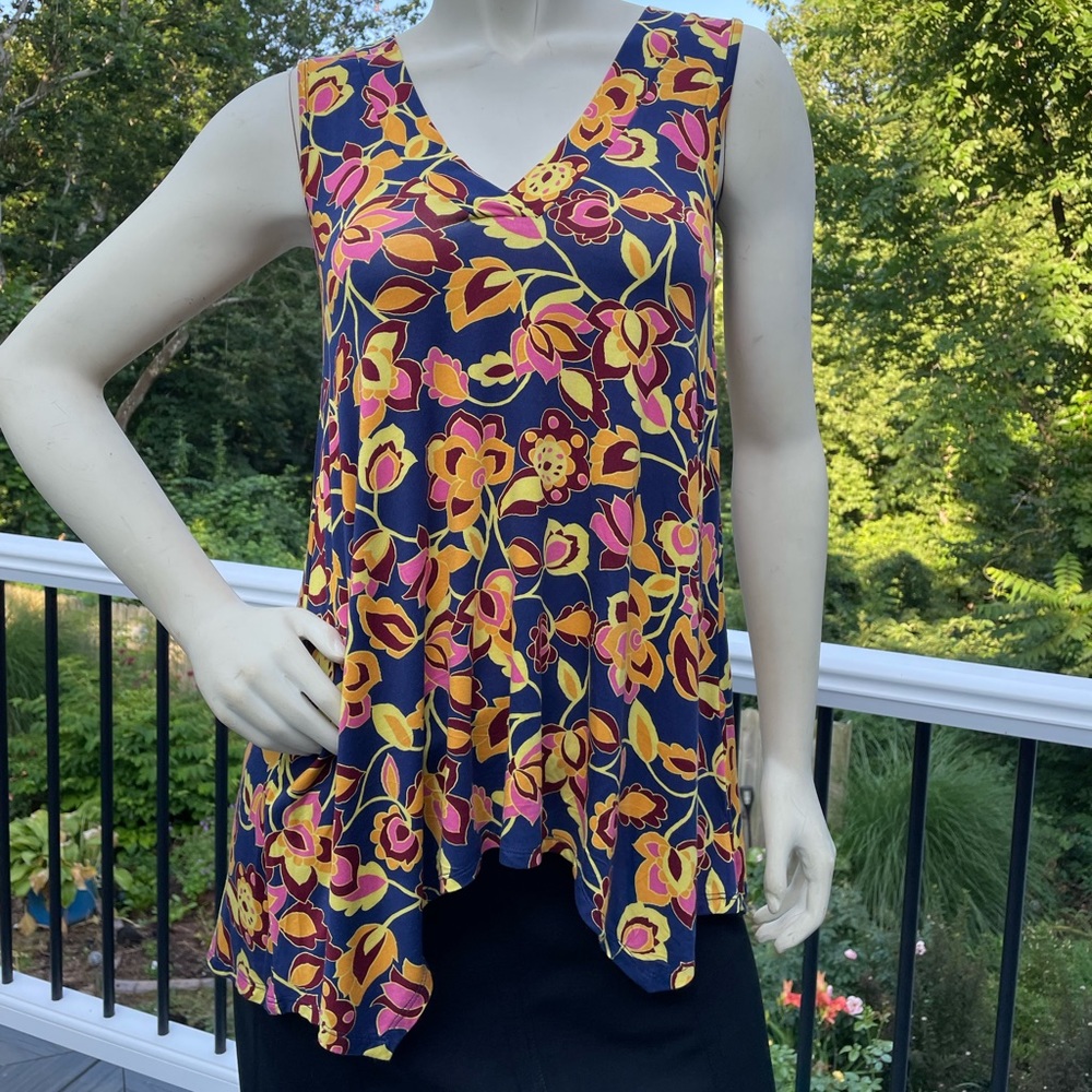 BNWT tunic tank size S and M